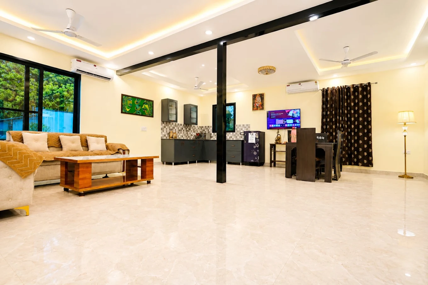 Spacious air-conditioned living and dining hall